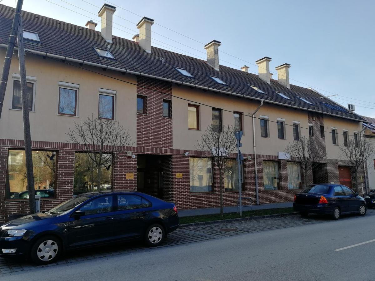 Blue Apartman Daire Makó Dış mekan fotoğraf
